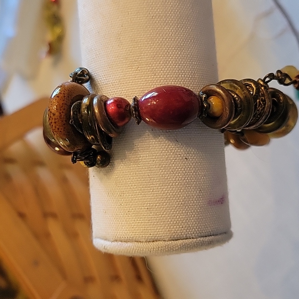 Nwot Braclet - image 1